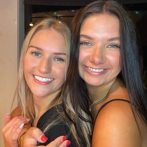 Meet your Posher, Zoe